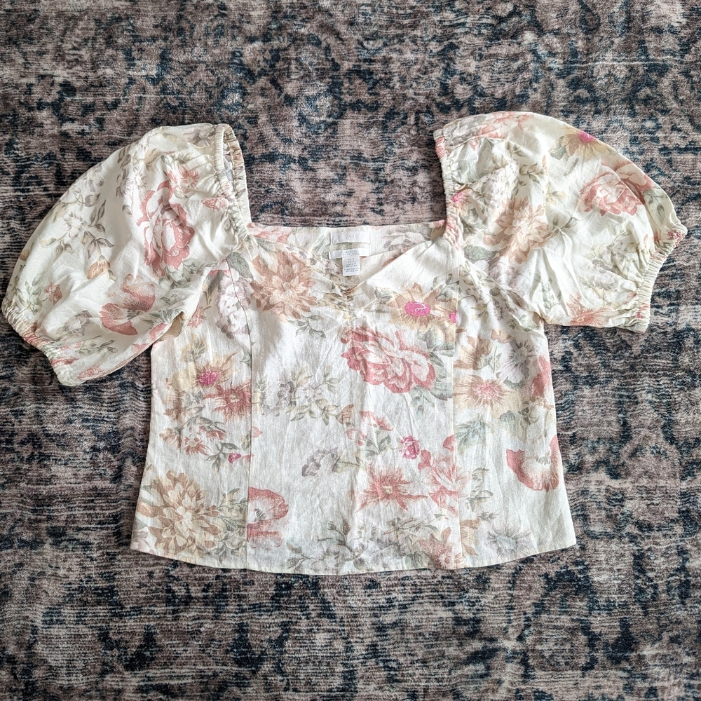 H&M romantic floral linen blend top, M